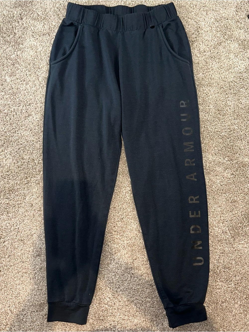 Under Armour Mens Black Polyester Jogger Pants Size M Drawstring Pockets 515